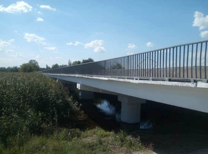 Ремонт моста через реку Мокрые Ялы