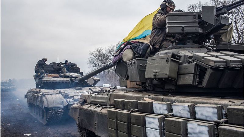 Сили АТО виходять з Дебальцевого до Артемівська (зараз Бахмут) 19 лютого 2015 року / Фото: ВВС