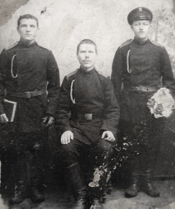 Солдаты гришинской этапной команды. Фото из музея с.Гришино